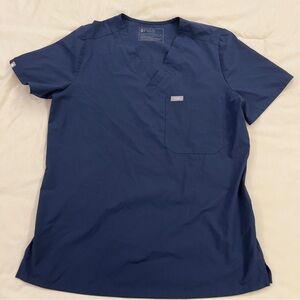 FIGS Scrub Top medium